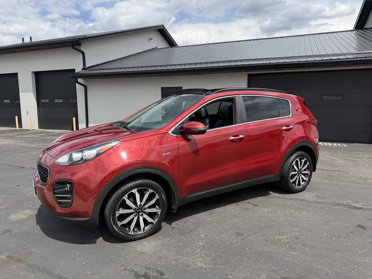 2019 Kia Sportage EX - Photo 2