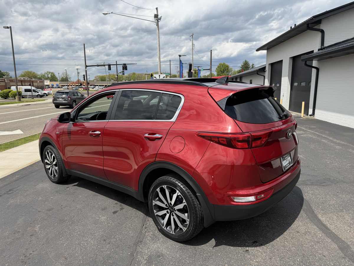 2019 Kia Sportage EX - Photo 3