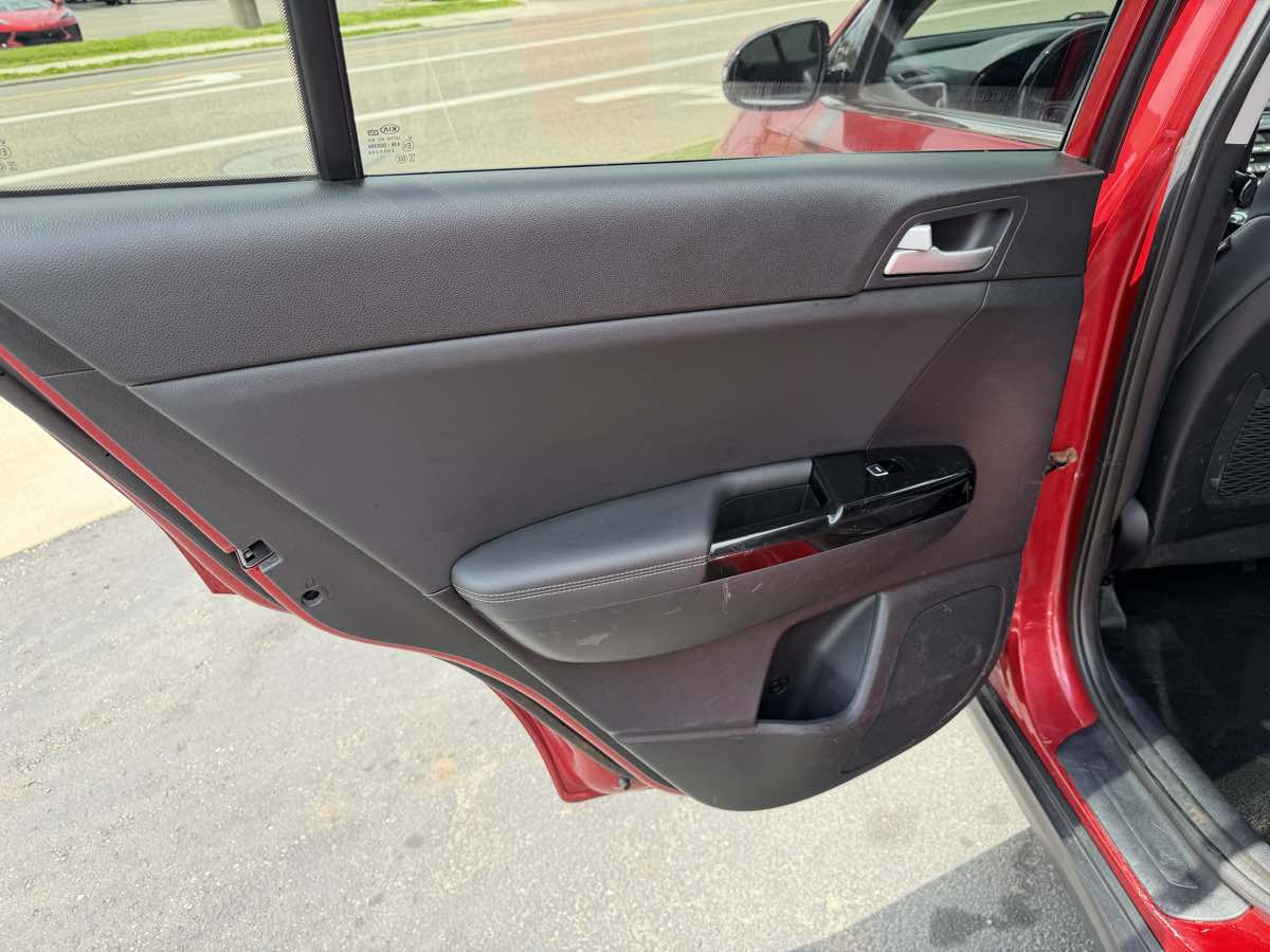 2019 Kia Sportage EX - Photo 14