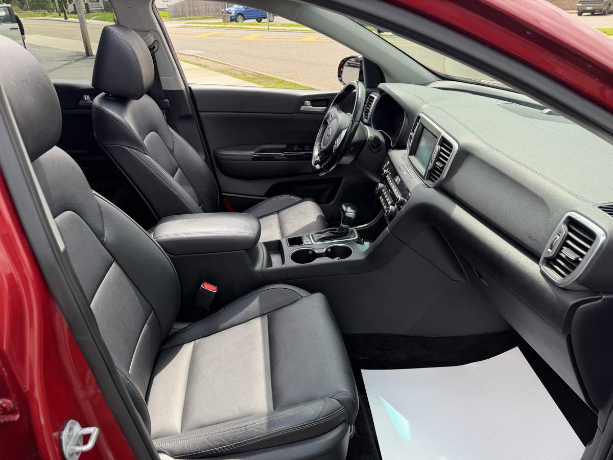 2019 Kia Sportage EX - Photo 18