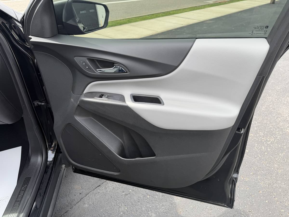 2020 Chevrolet Equinox LS - Photo 20