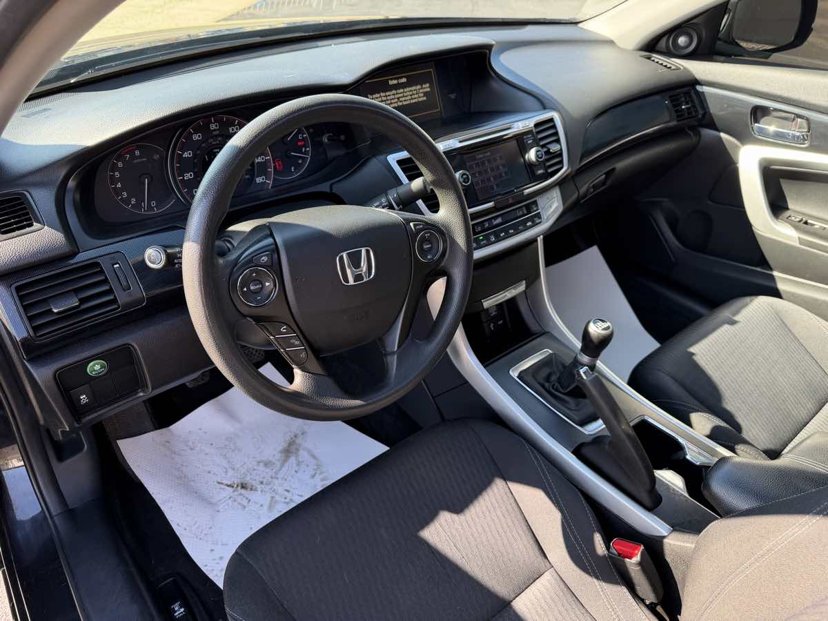 2015 Honda Accord EX - Photo 13