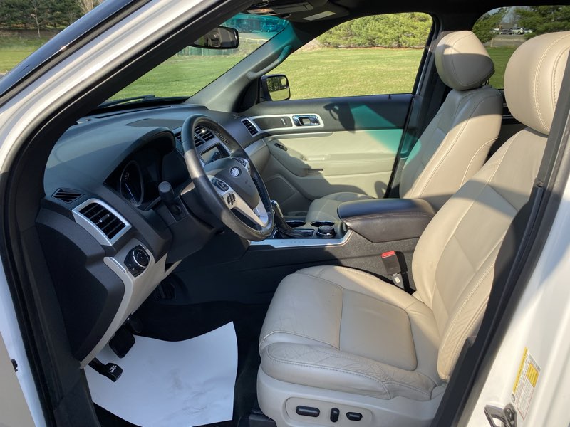Sold 2014 Ford Explorer XLT in Canton