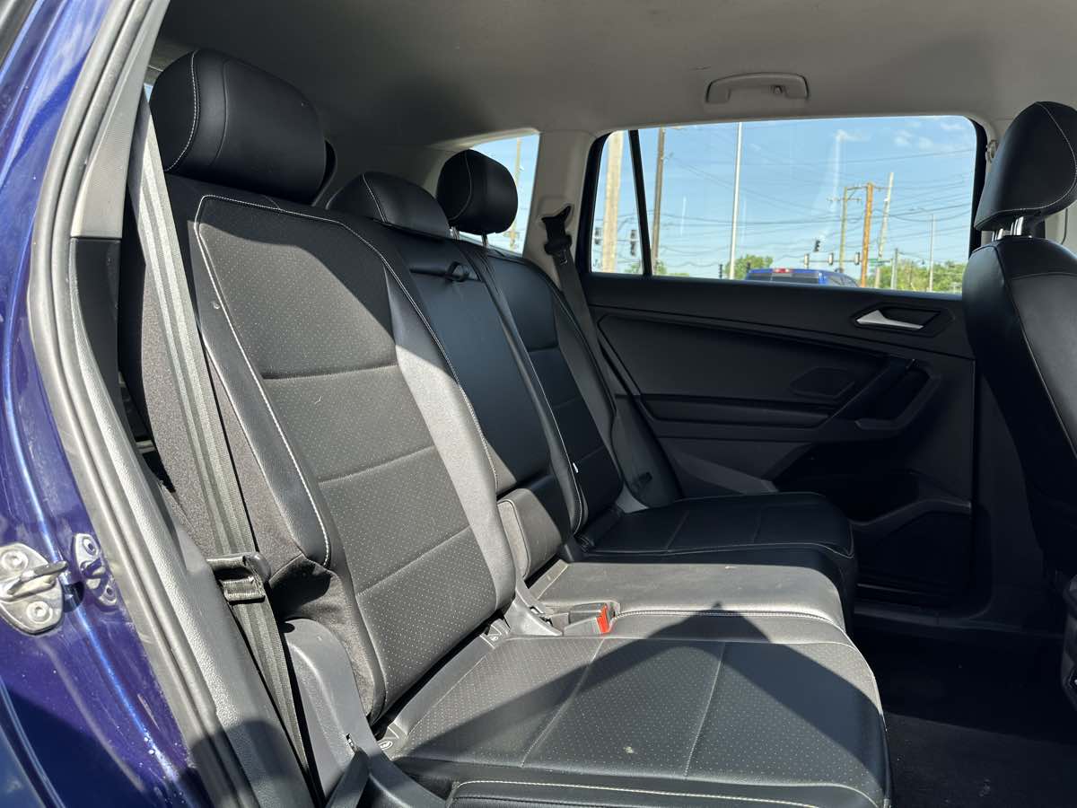 2021 Volkswagen Tiguan R-Line Black SEL photo 35
