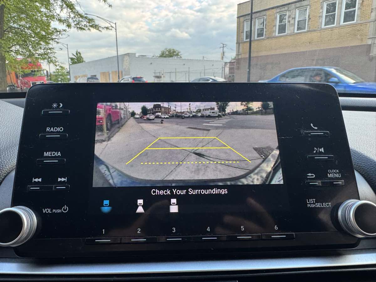 2018 Honda Accord LX 1.5T photo 31