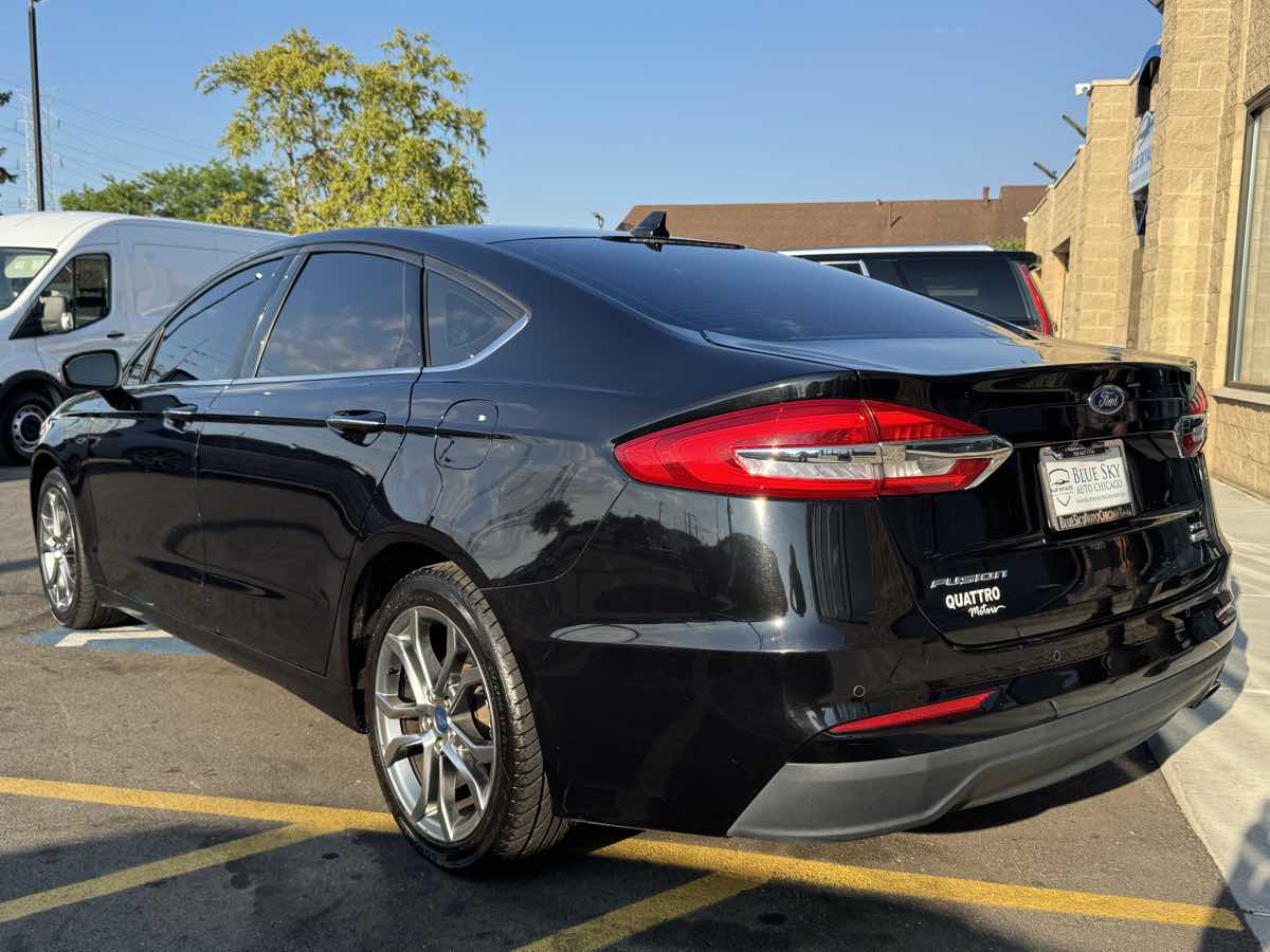 2020 Ford Fusion SEL photo 8