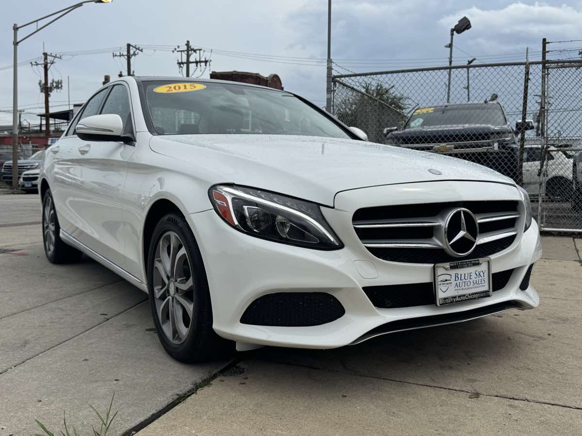 2015 Mercedes Benz C 300 Luxury photo 4