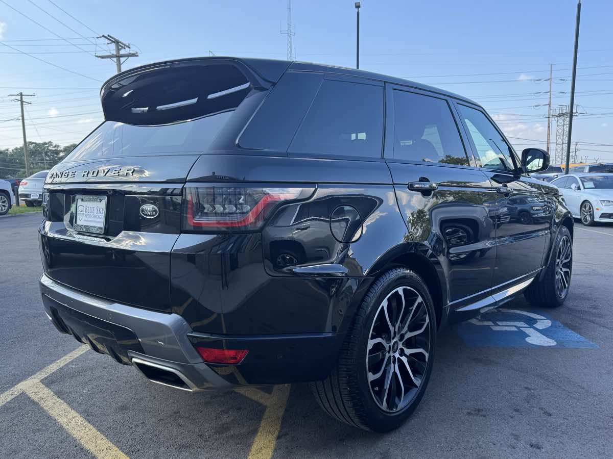 2022 Land Rover Range Rover Sport HSE Silver Edition photo 2