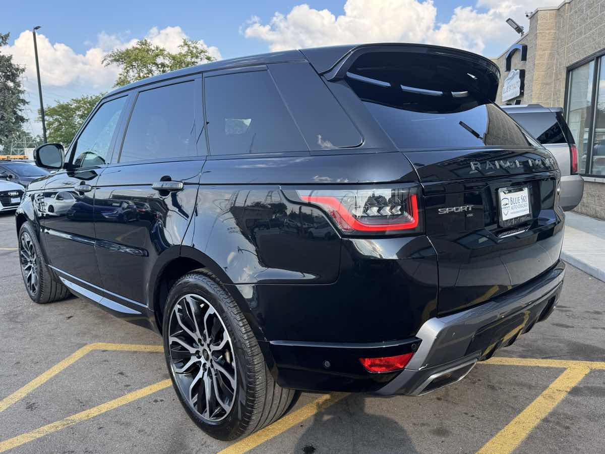 2022 Land Rover Range Rover Sport HSE Silver Edition photo 4