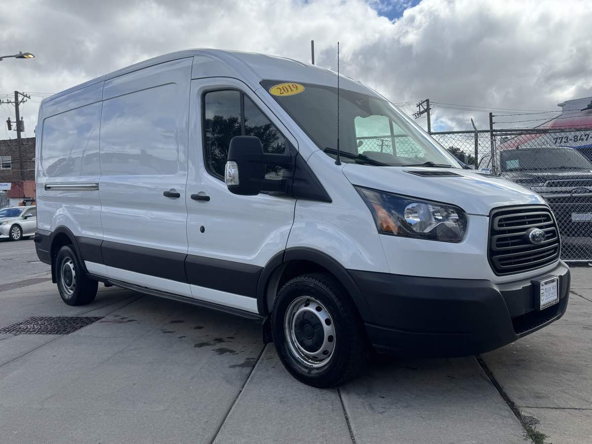 2019 Ford Transit Van photo 3