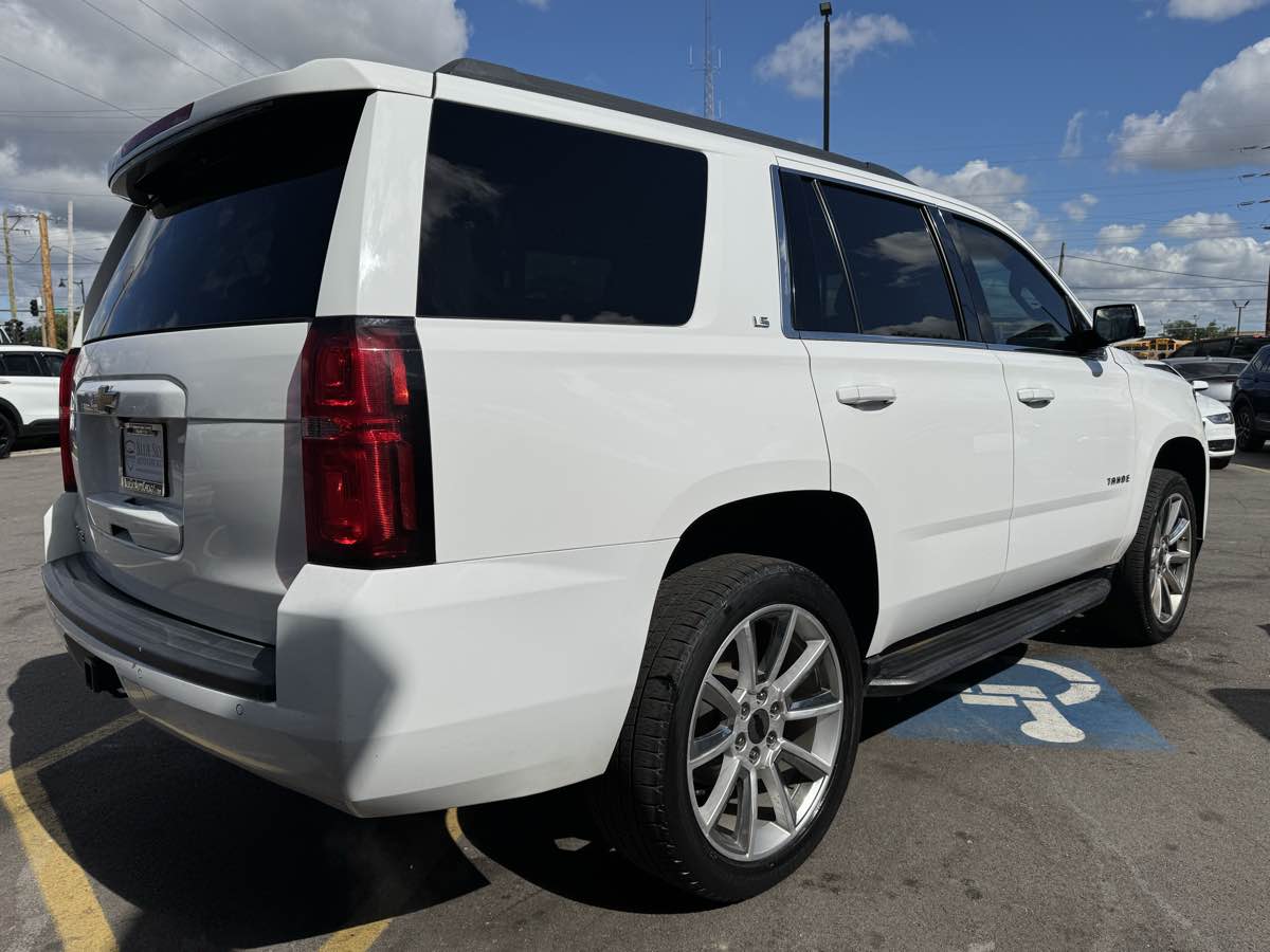 2015 Chevrolet Tahoe LS photo 5