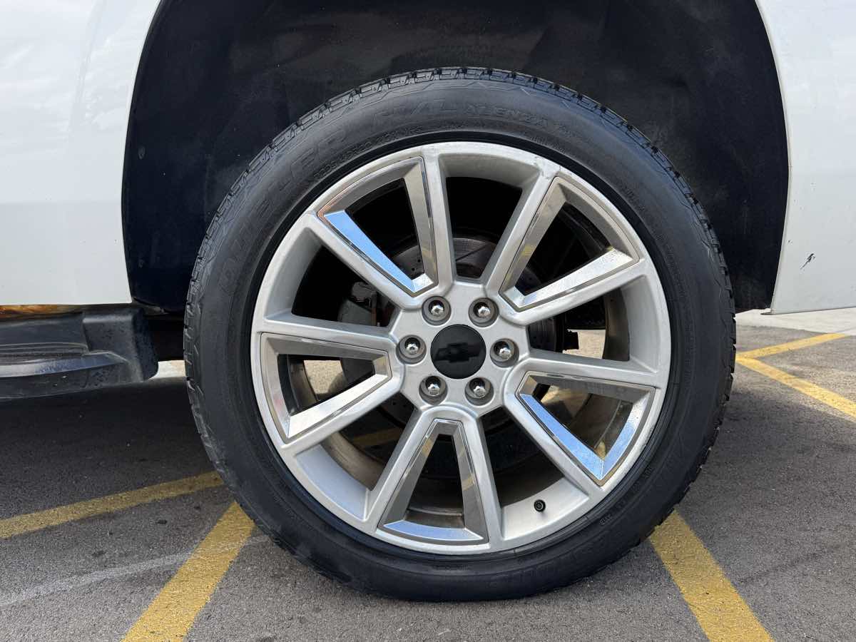 2015 Chevrolet Tahoe LS photo 9