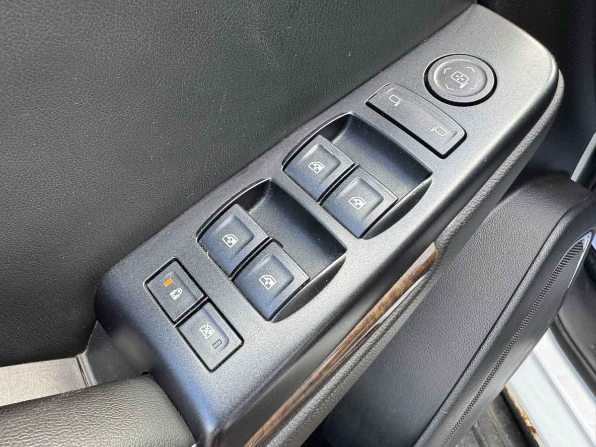 2015 Chevrolet Tahoe LS photo 24