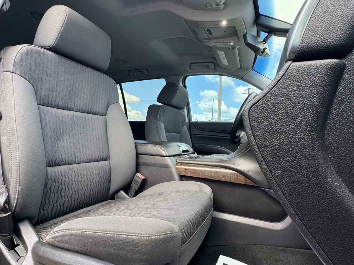 2015 Chevrolet Tahoe LS photo 28