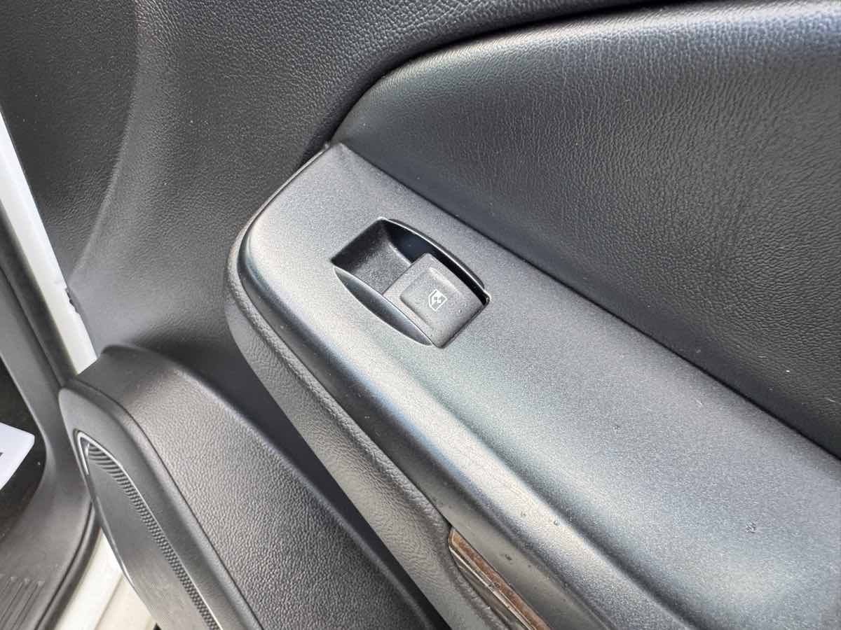 2015 Chevrolet Tahoe LS photo 30
