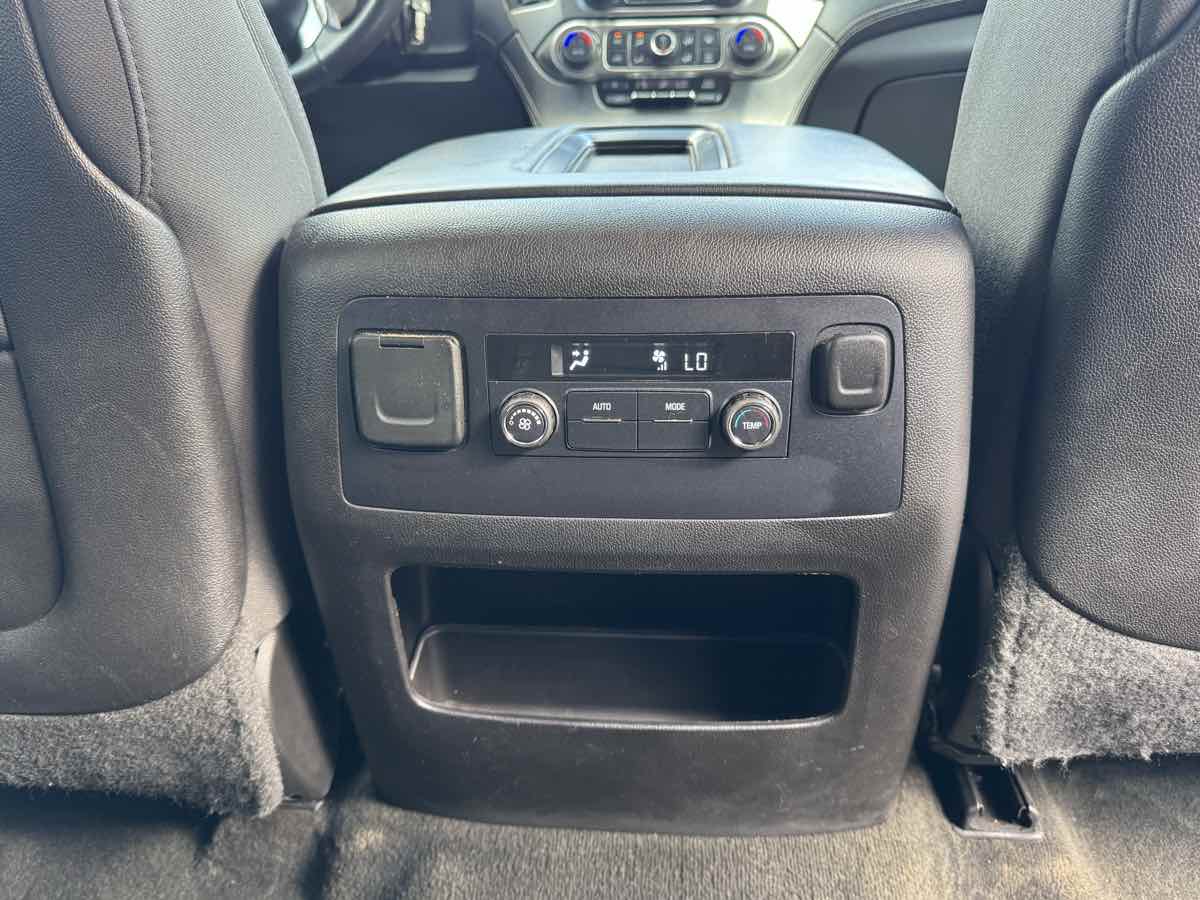 2015 Chevrolet Tahoe LS photo 34