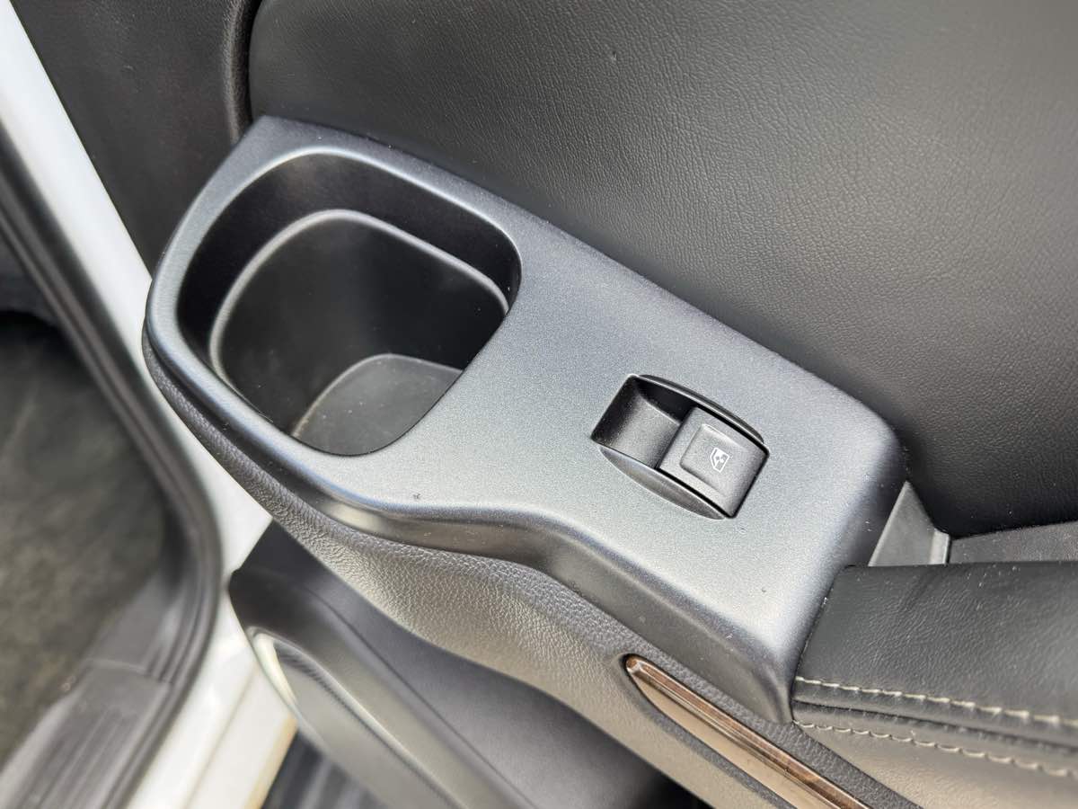 2015 Chevrolet Tahoe LS photo 37
