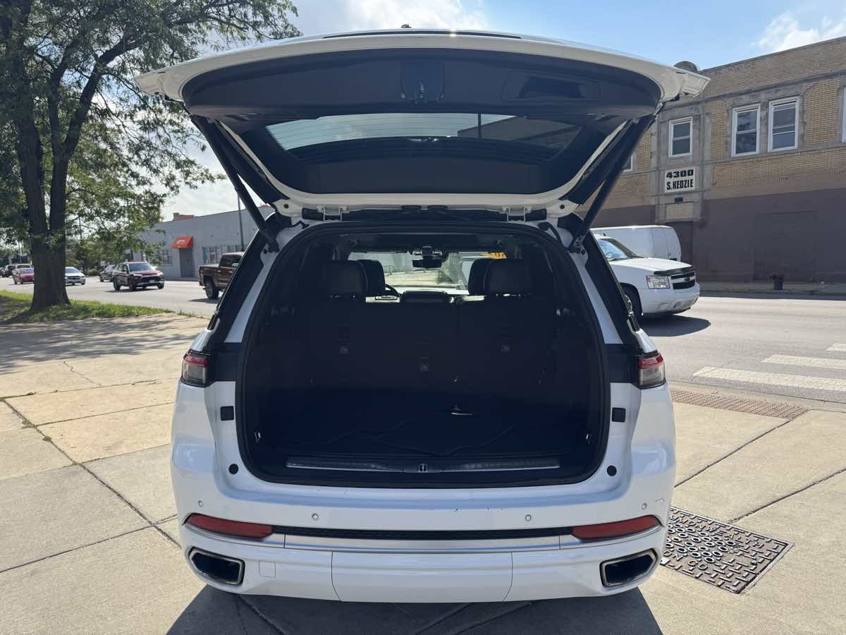 2023 Jeep Cherokee Summit Reserve 4xe photo 16
