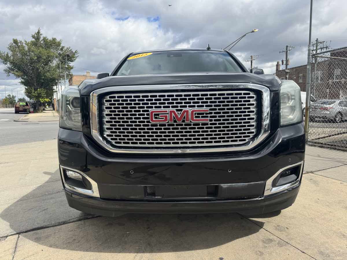 2015 Gmc Yukon Denali photo 2
