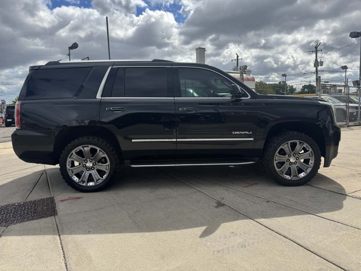 2015 Gmc Yukon Denali photo 4