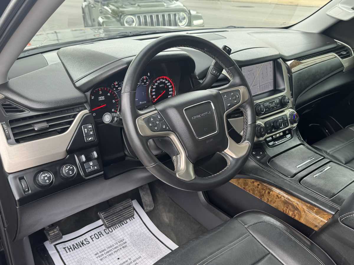 2015 Gmc Yukon Denali photo 10
