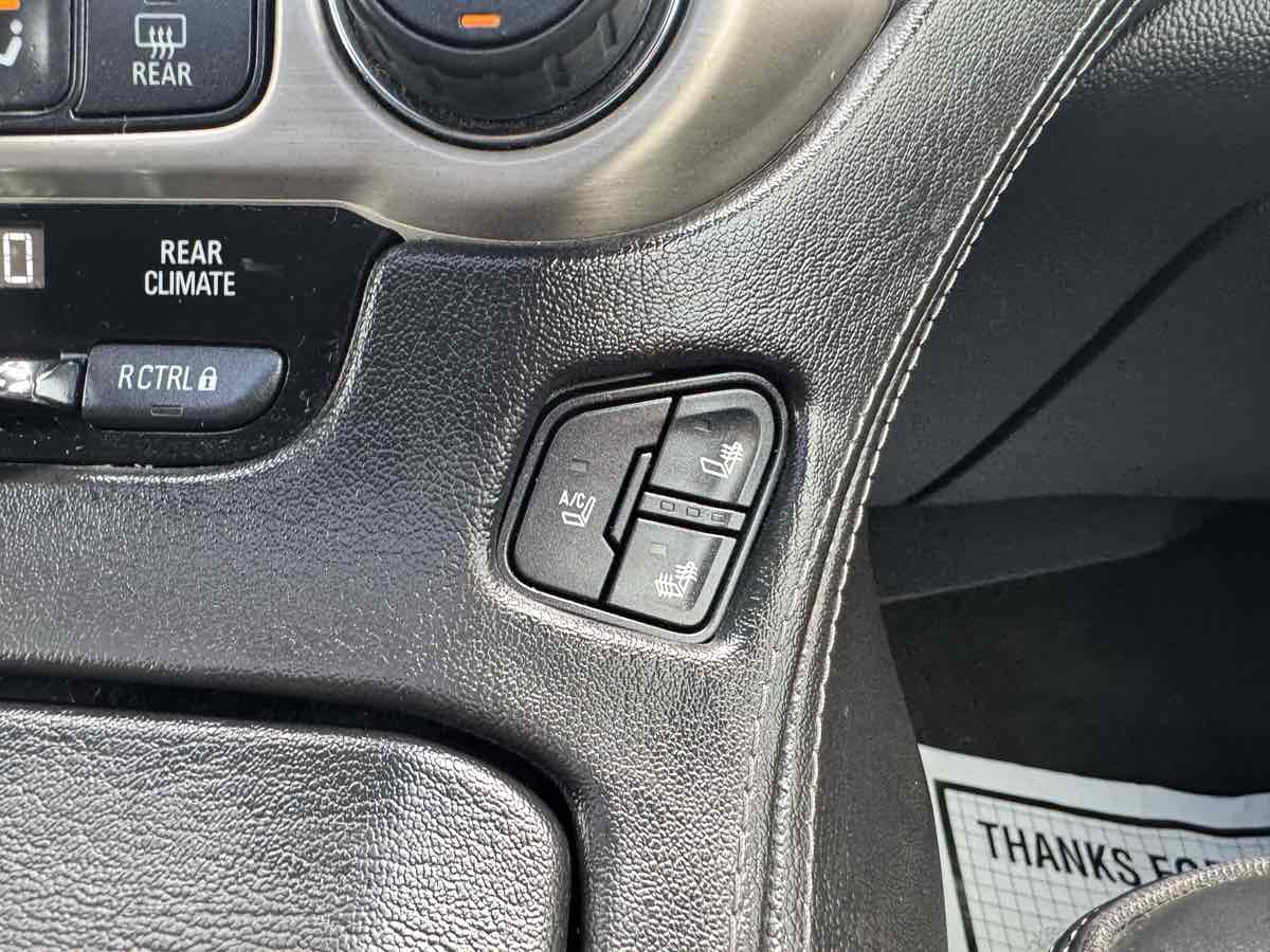2015 Gmc Yukon Denali photo 21