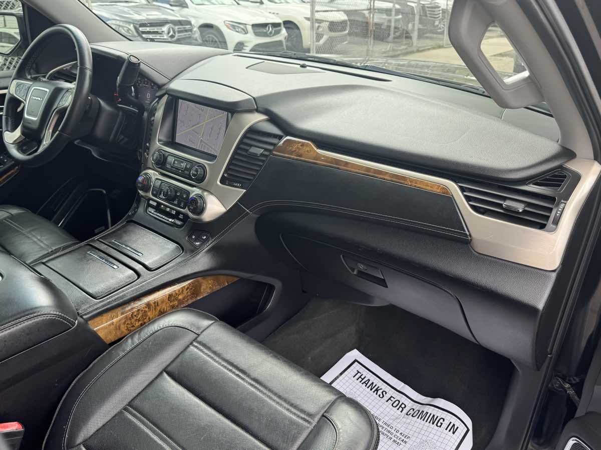 2015 Gmc Yukon Denali photo 31