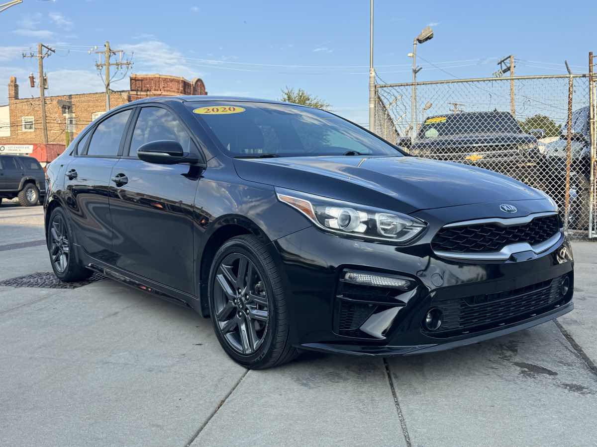 2020 Kia Forte GT-Line photo 3
