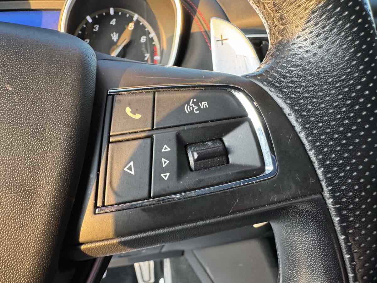 2018 Maserati Levante GranSport photo 11