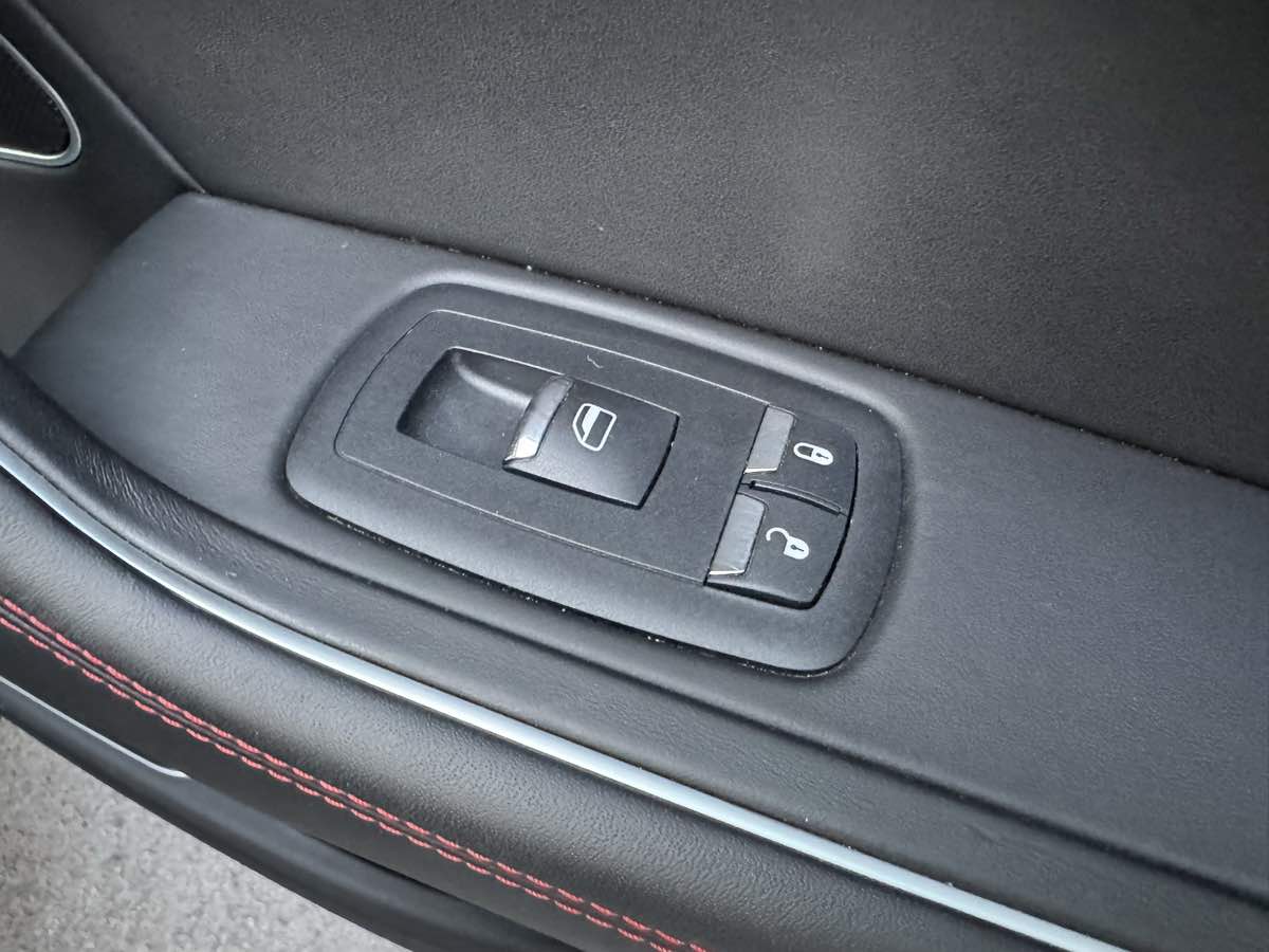 2018 Maserati Levante GranSport photo 29