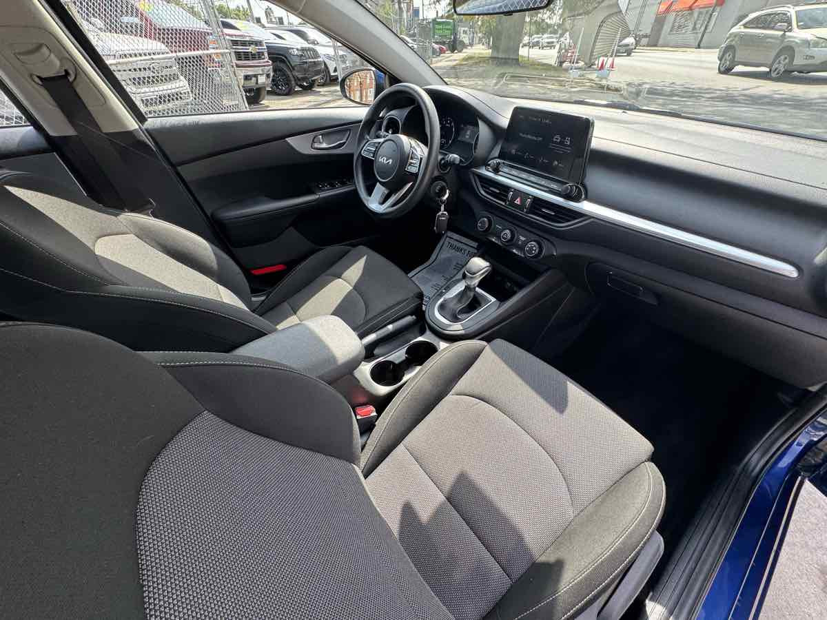2022 Kia Forte FE LXS photo 19