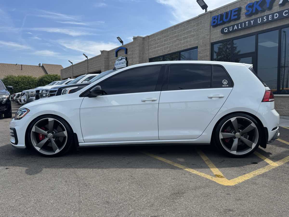 2019 Volkswagen Golf GTI Rabbit SE Autobahn photo 6