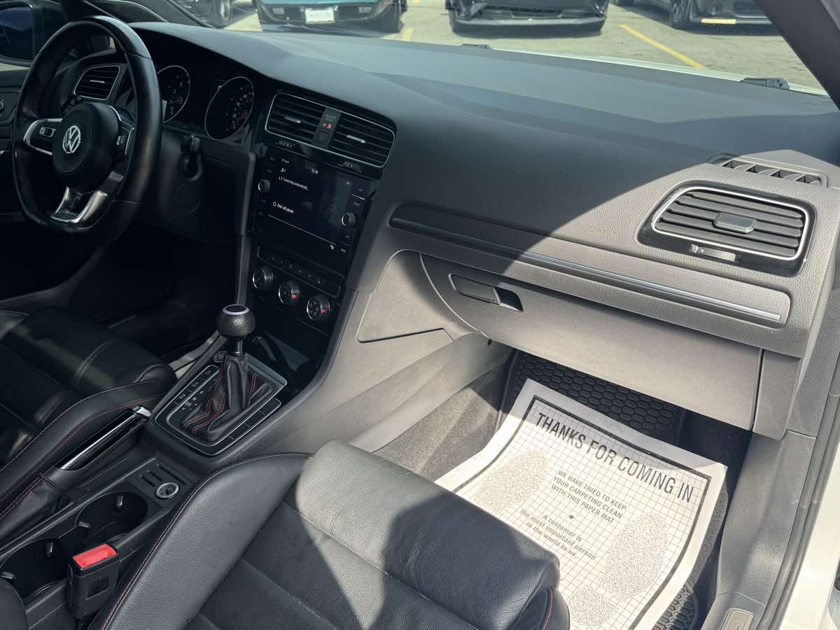 2019 Volkswagen Golf GTI Rabbit SE Autobahn photo 23