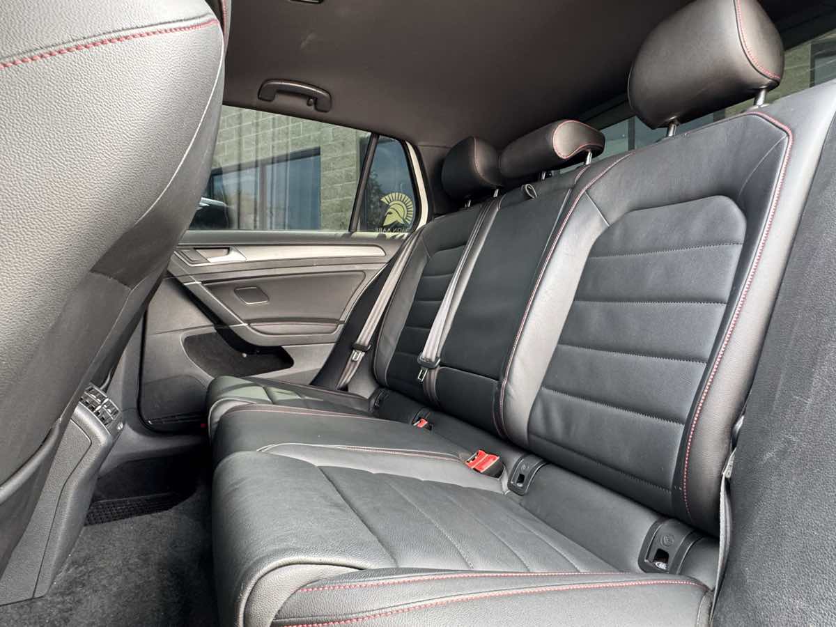 2019 Volkswagen Golf GTI Rabbit SE Autobahn photo 34