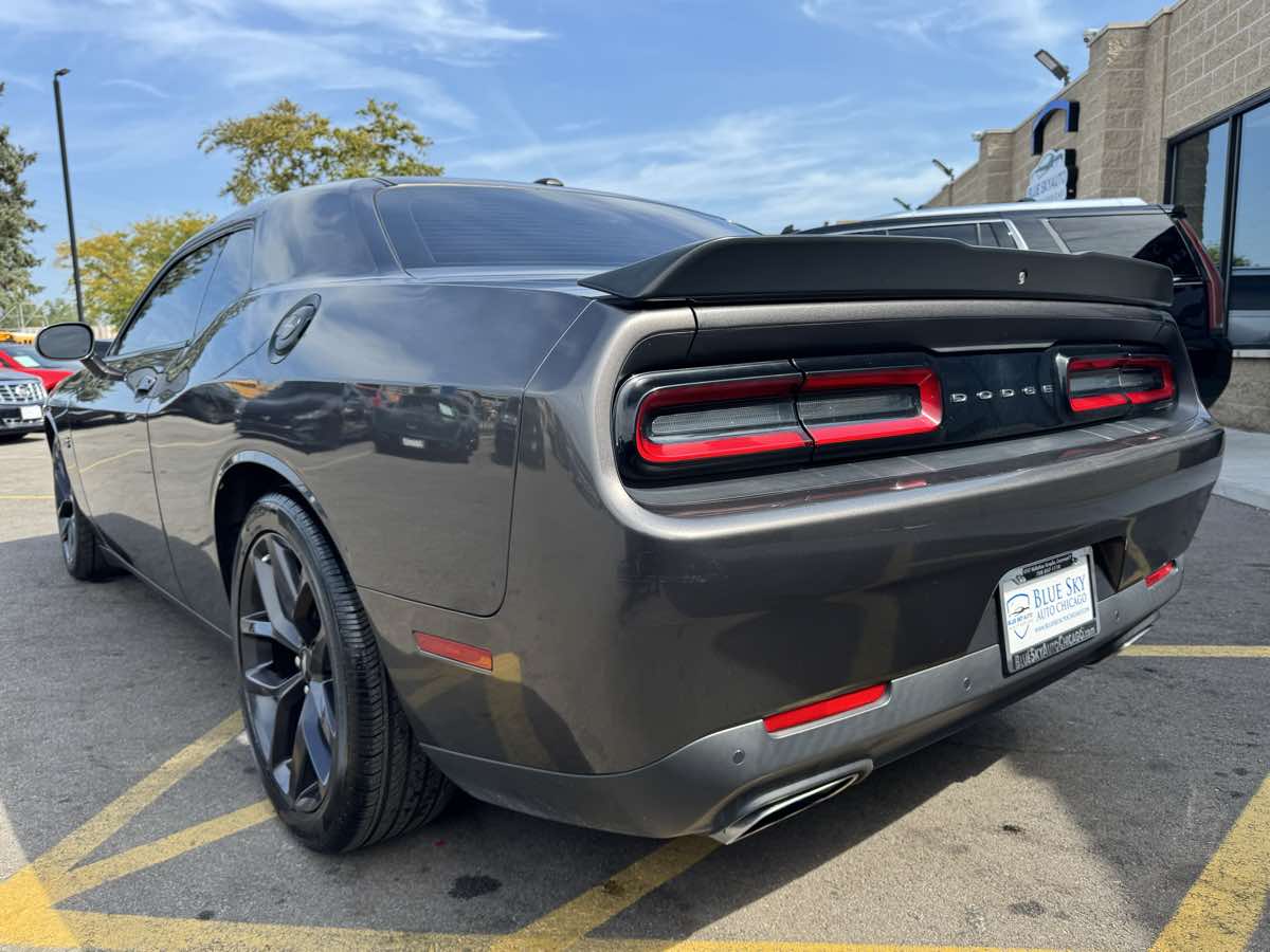 2019 Dodge Challenger R/T photo 7