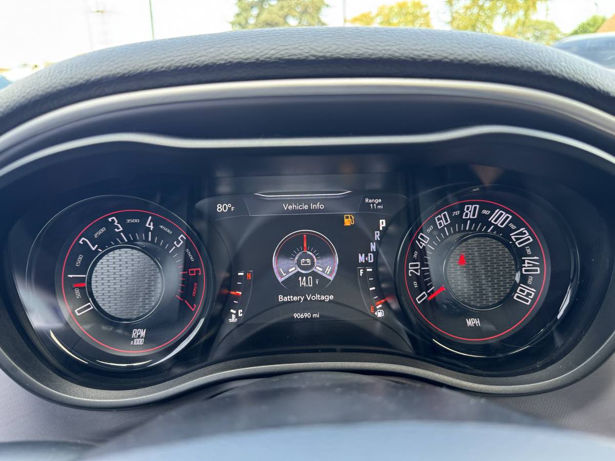 2019 Dodge Challenger R/T photo 13