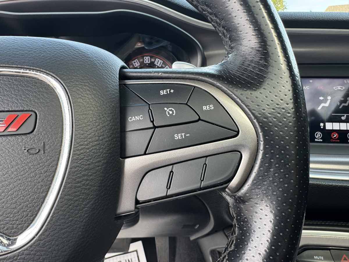 2019 Dodge Challenger R/T photo 15