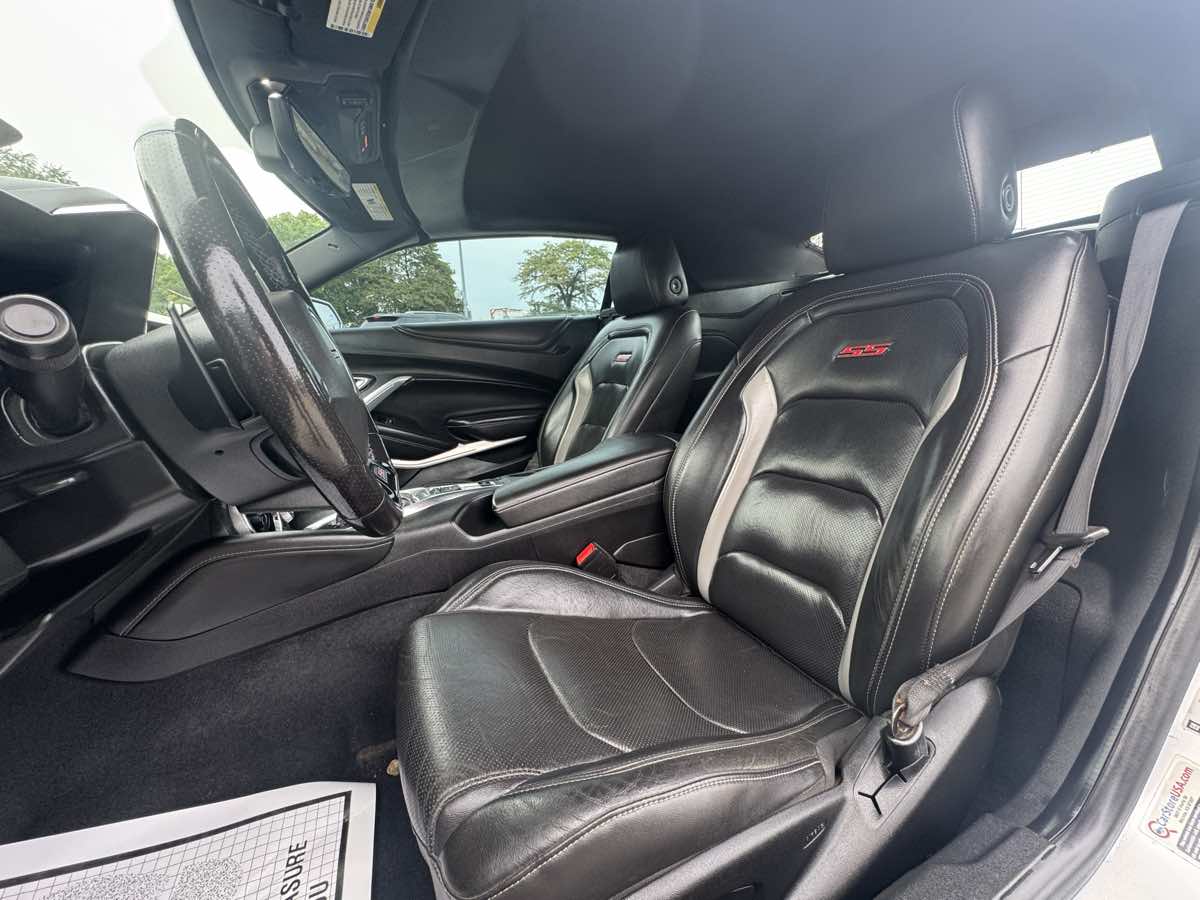 2019 Chevrolet Camaro 2SS photo 11