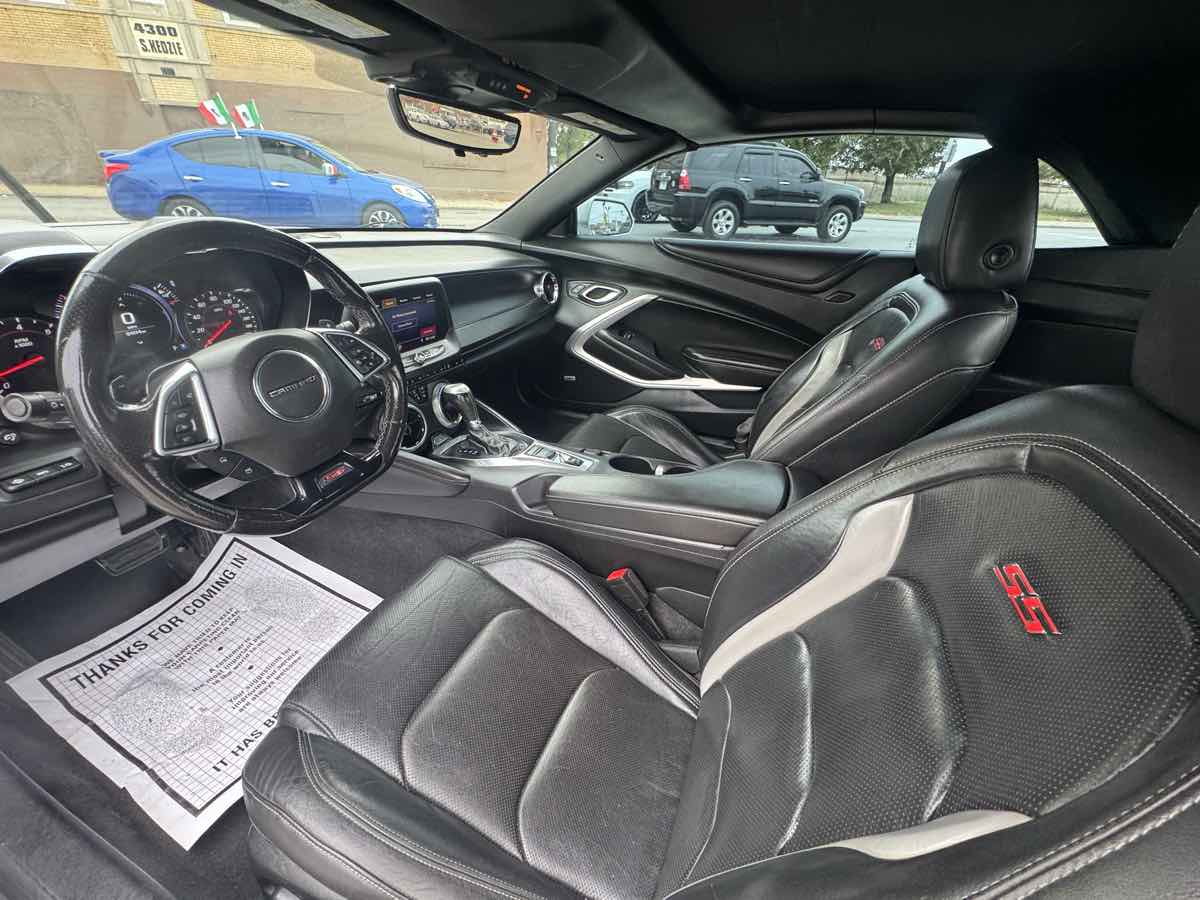 2019 Chevrolet Camaro 2SS photo 12