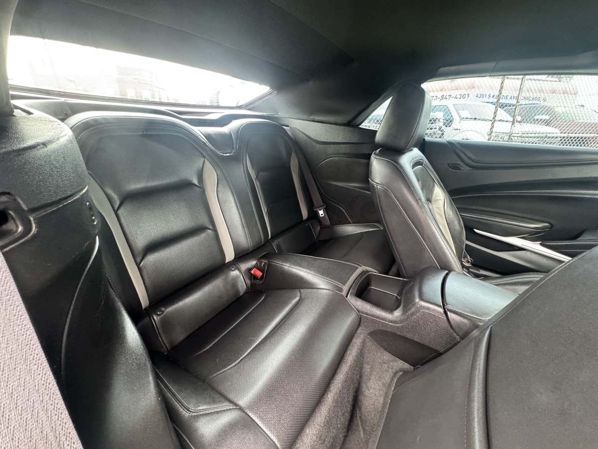 2019 Chevrolet Camaro 2SS photo 16