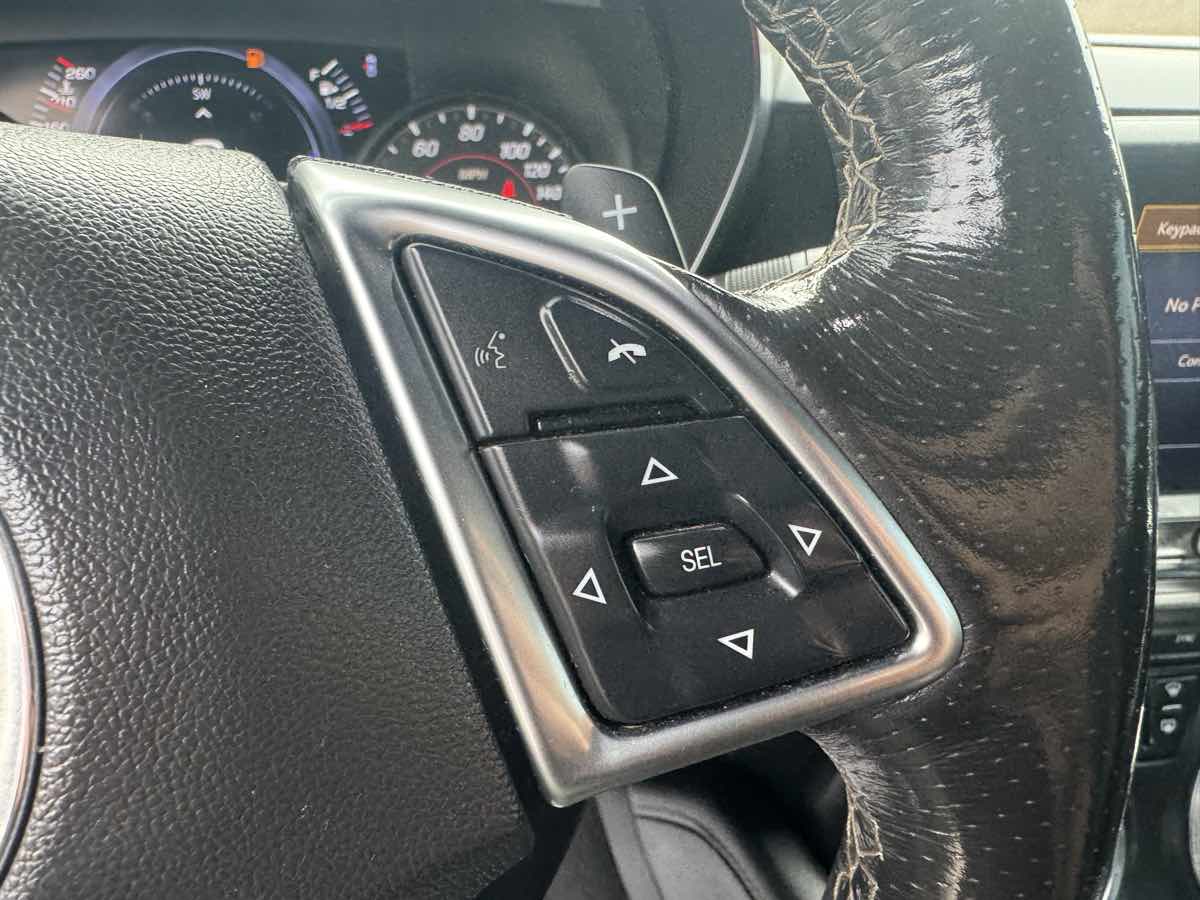 2019 Chevrolet Camaro 2SS photo 25