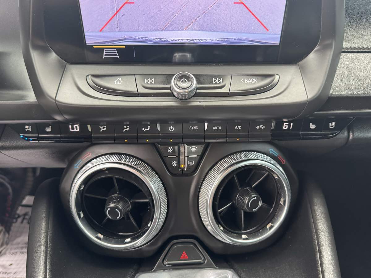 2019 Chevrolet Camaro 2SS photo 30