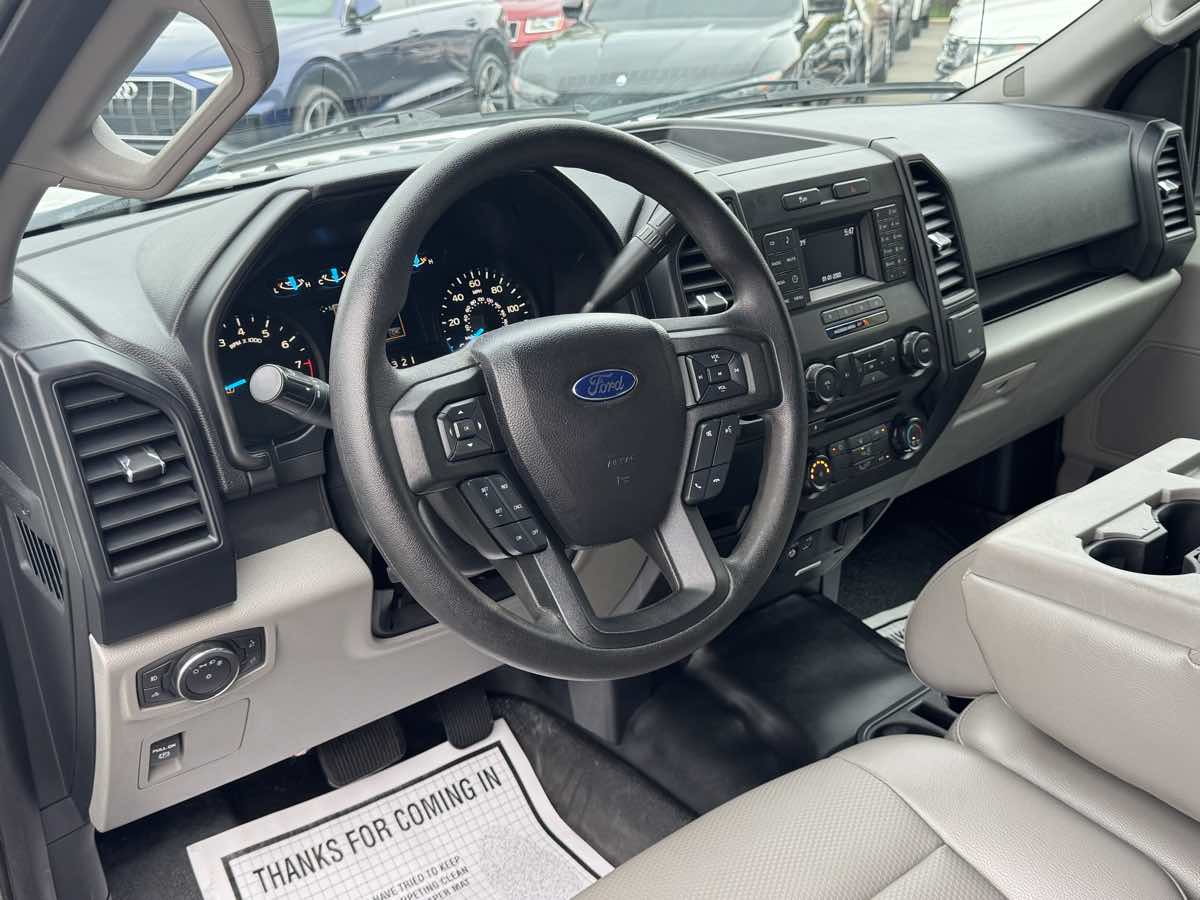 2015 Ford F-150 XL photo 11