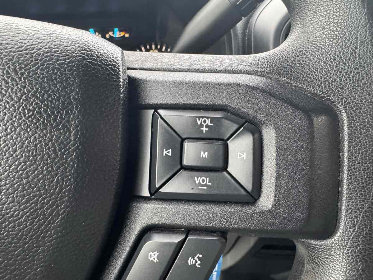 2015 Ford F-150 XL photo 15