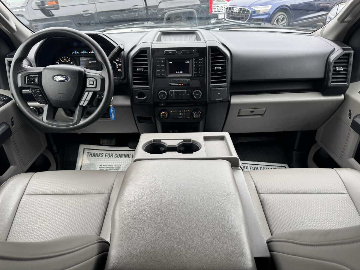 2015 Ford F-150 XL photo 23