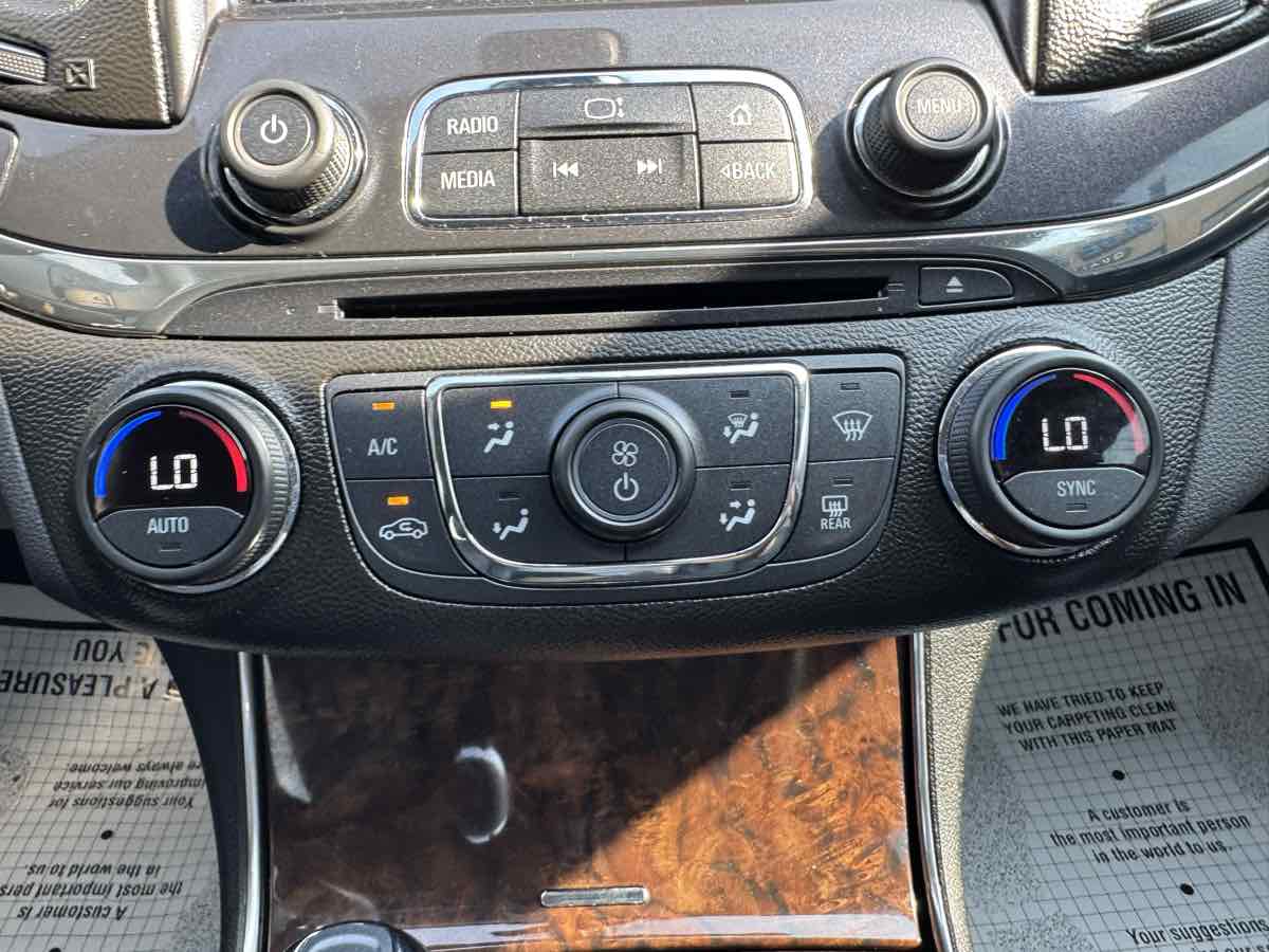 2014 Chevrolet Impala 2LT photo 18