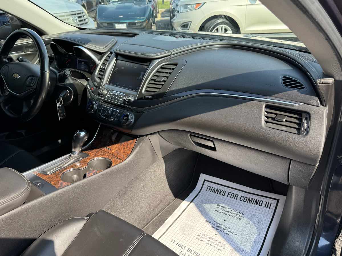 2014 Chevrolet Impala 2LT photo 25