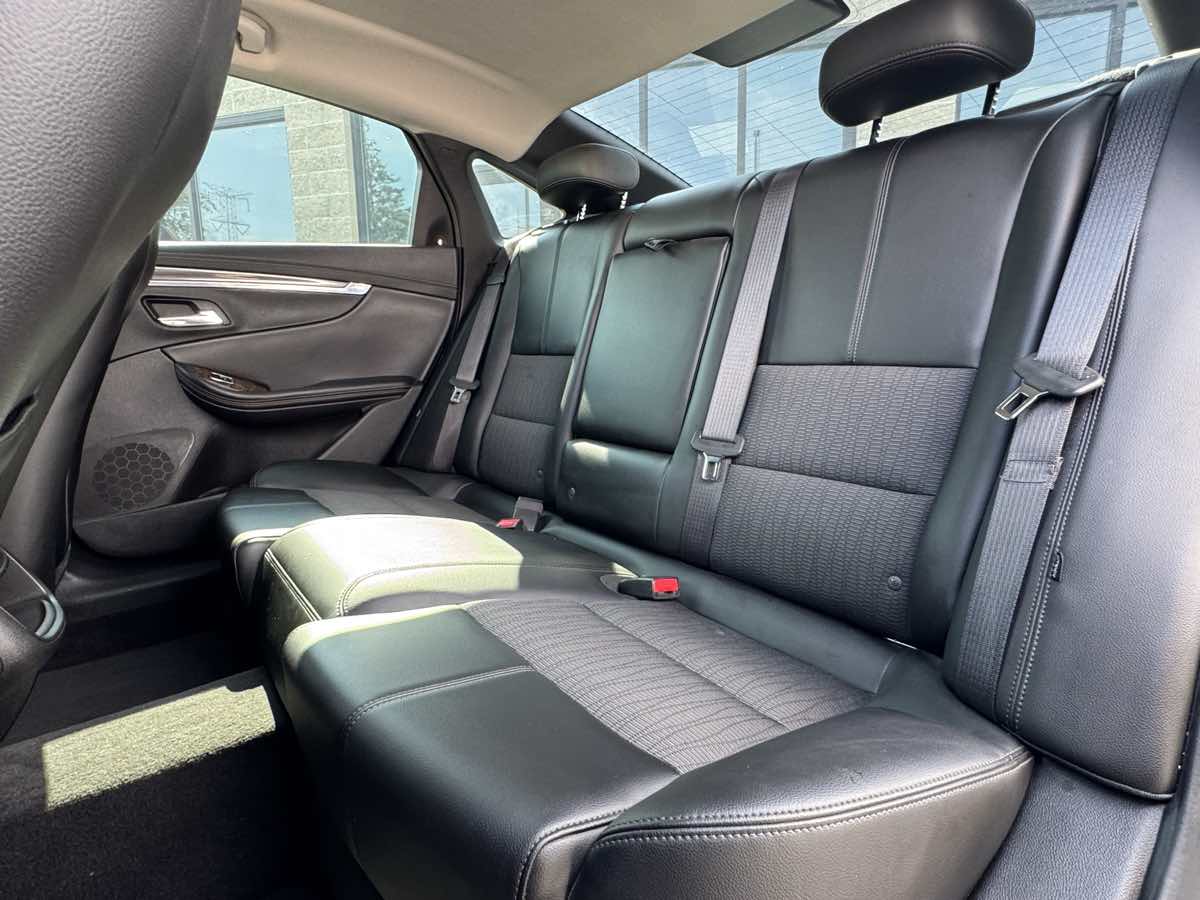 2014 Chevrolet Impala 2LT photo 36