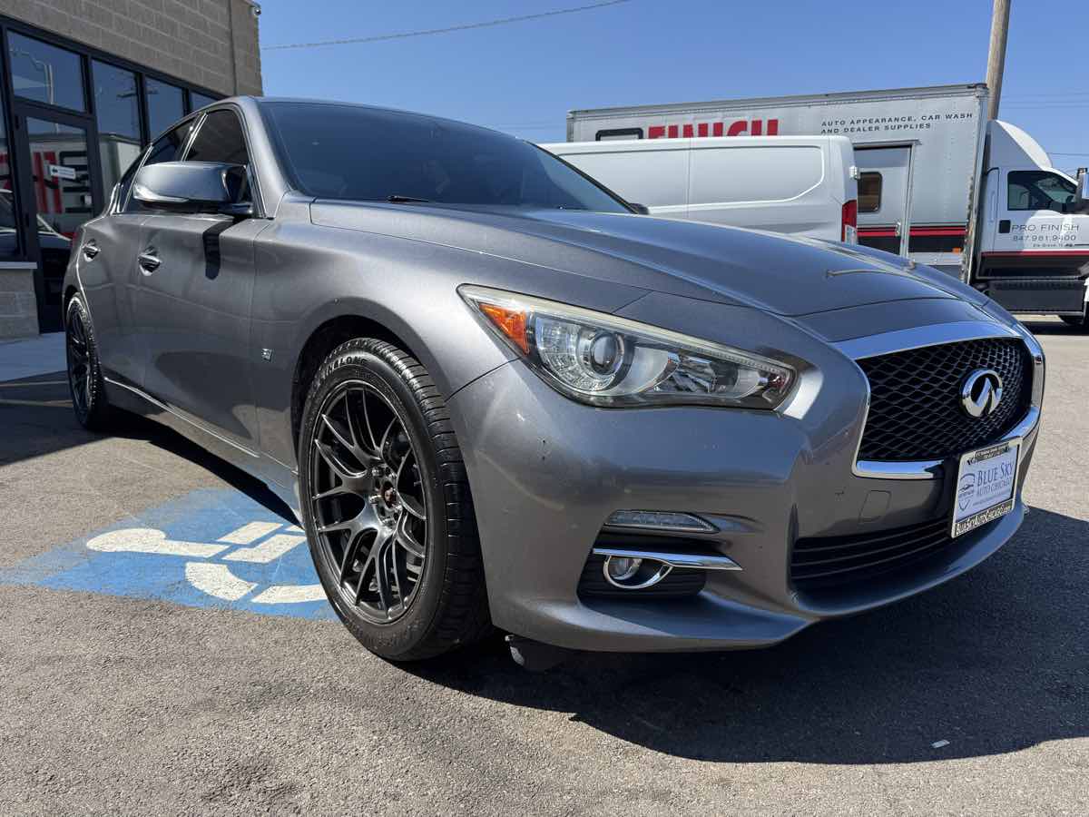2014 Infiniti Q50 Premium photo 3