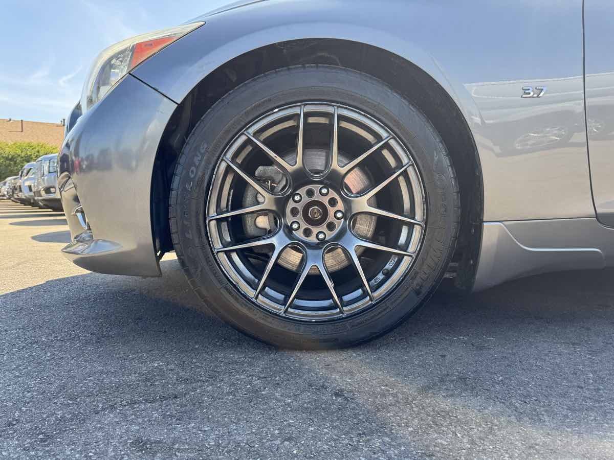 2014 Infiniti Q50 Premium photo 9